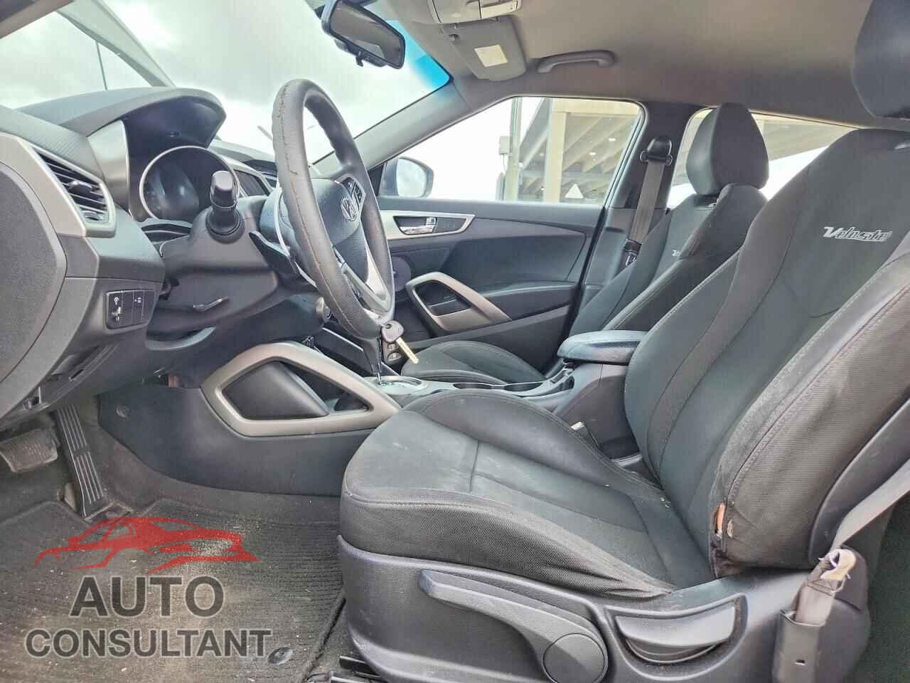 HYUNDAI VELOSTER 2013 - KMHTC6AD1DU088043
