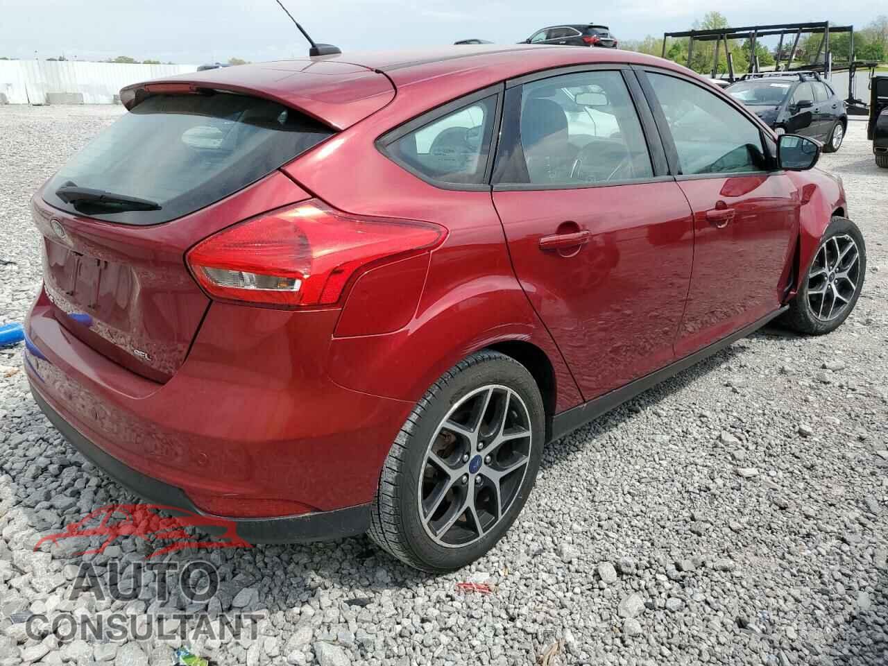 FORD FOCUS 2017 - 1FADP3M28HL276131