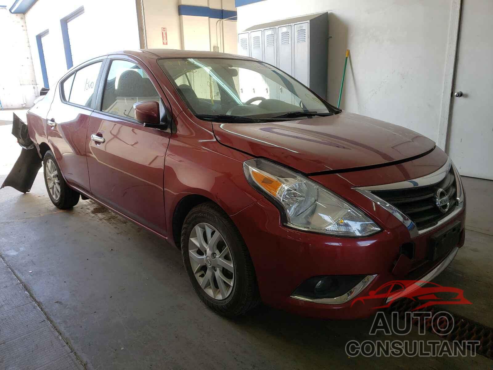 NISSAN VERSA 2018 - 3N1CN7AP7JL879376