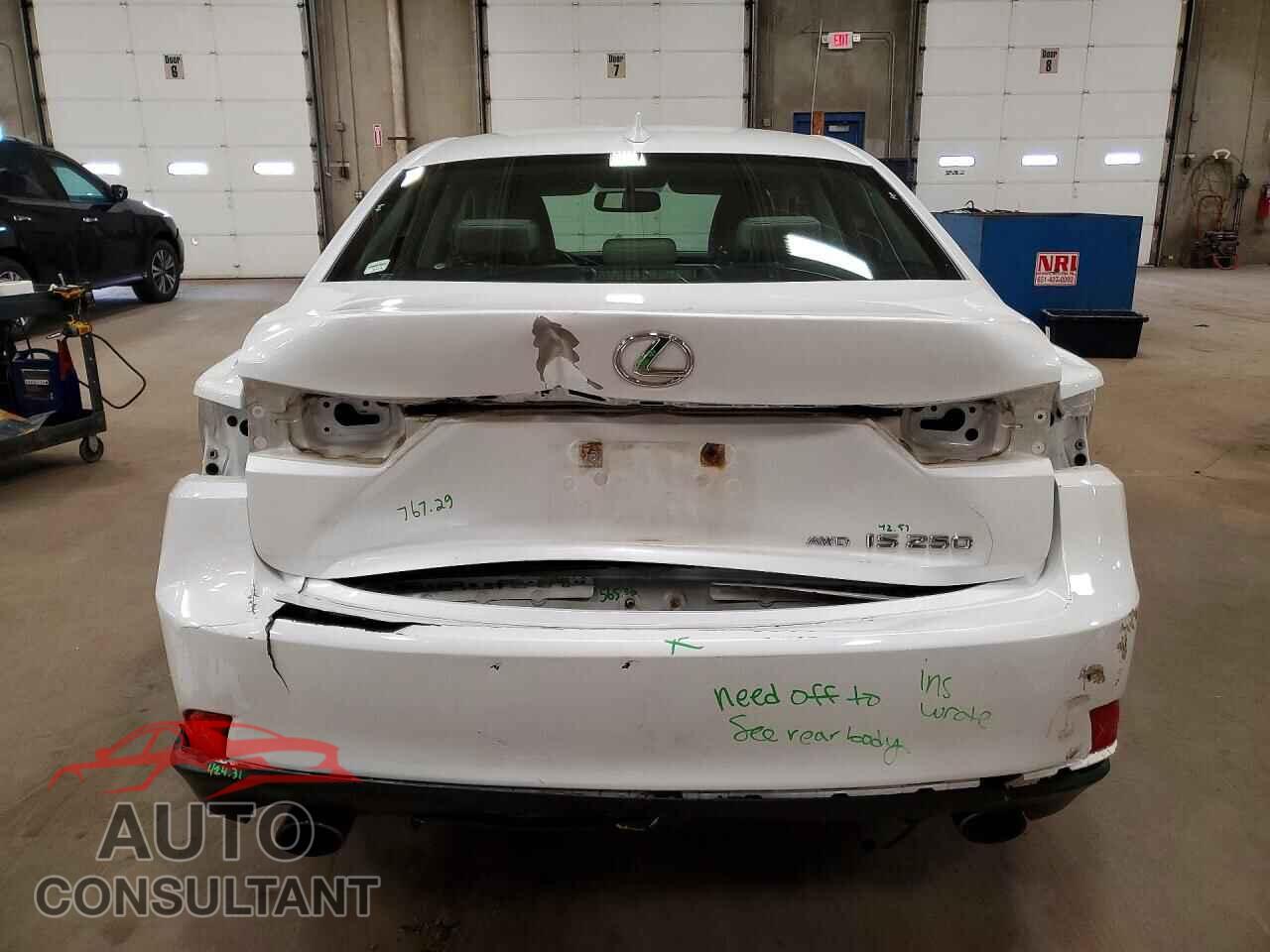 LEXUS IS 2015 - JTHCF1D23F5022534