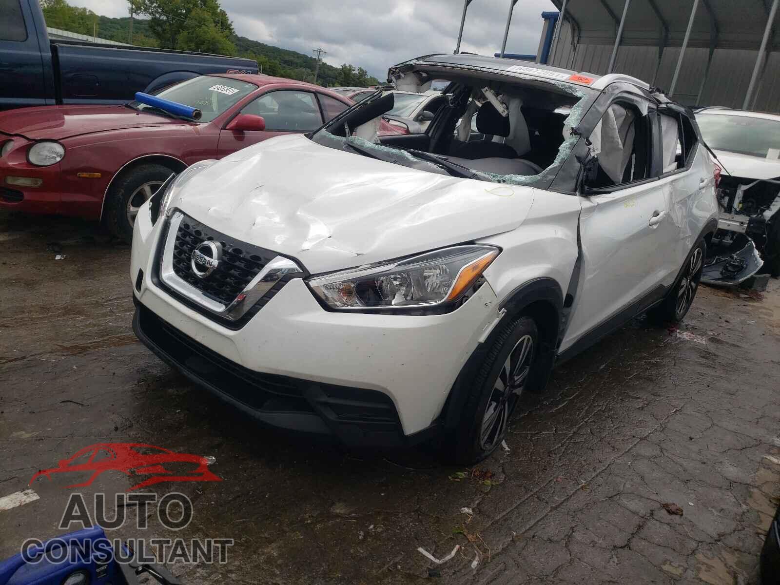 NISSAN KICKS 2019 - 3N1CP5CU3KL477776