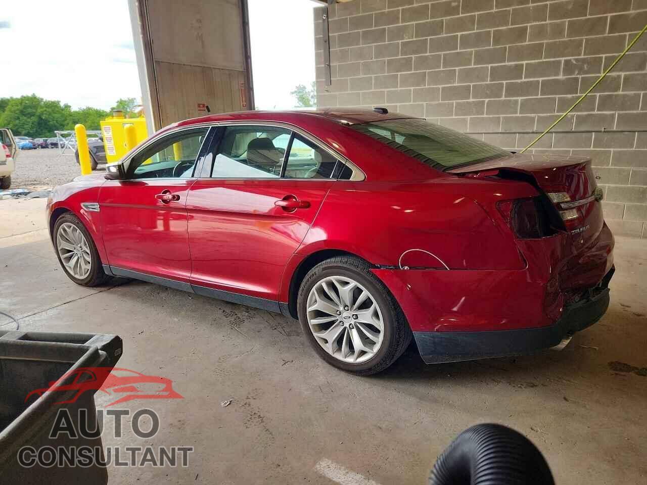 FORD TAURUS 2015 - 1FAHP2F80FG110818