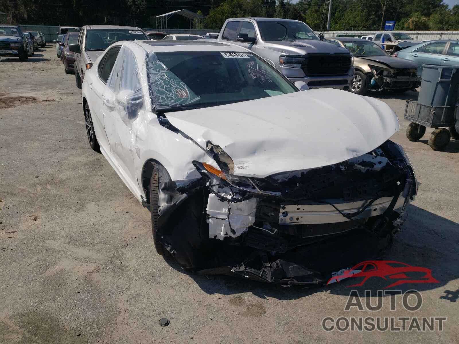 TOYOTA CAMRY 2020 - 4T1M11AK3LU320930