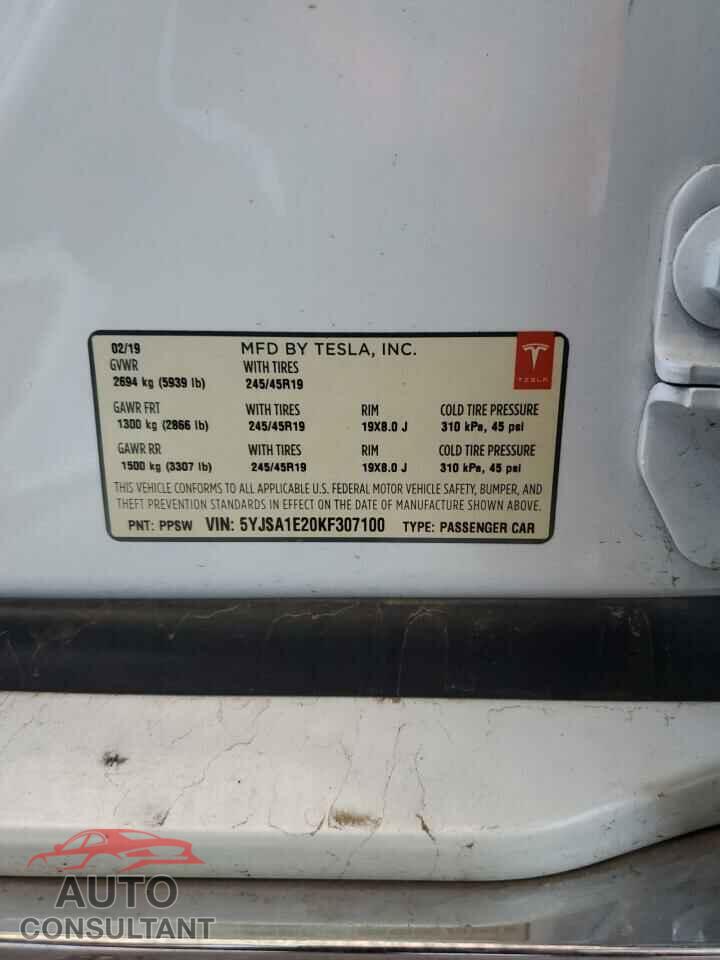 TESLA MODEL S 2019 - 5YJSA1E20KF307100