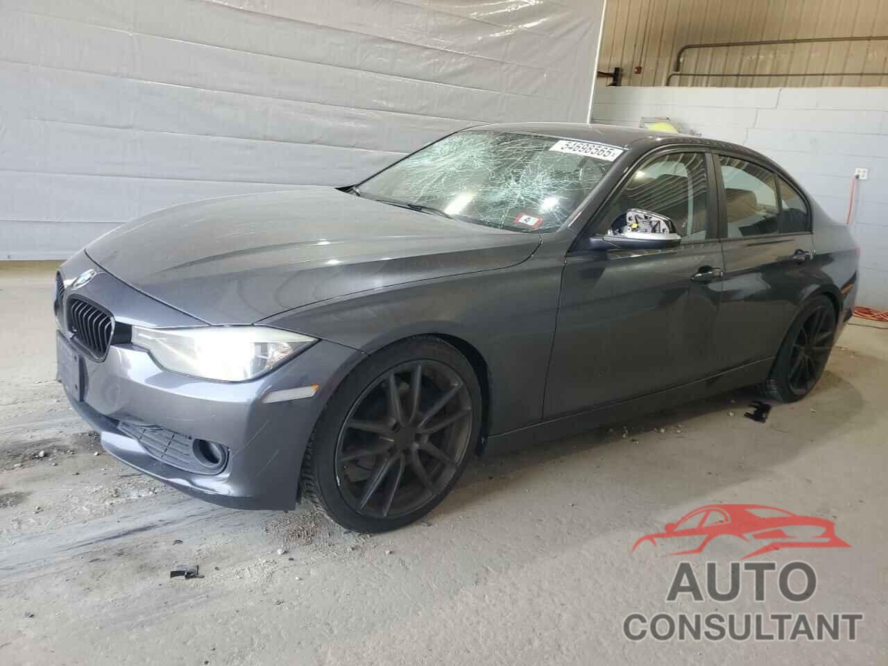 BMW 3 SERIES 2014 - WBA3C3G57ENS72432