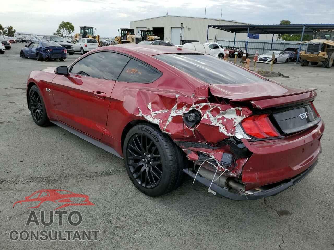 FORD MUSTANG 2019 - 1FA6P8CF0K5123328