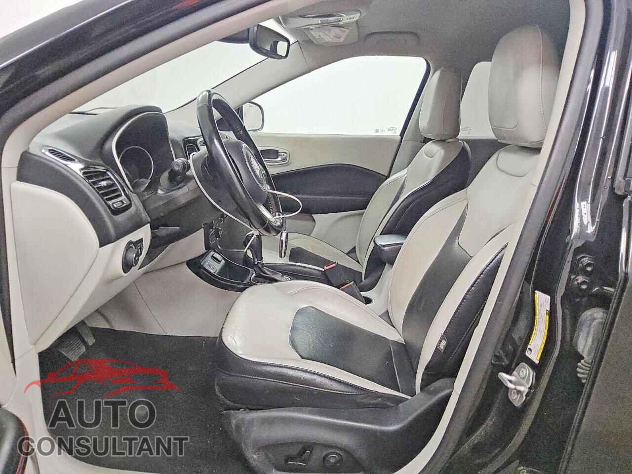 JEEP COMPASS 2020 - 3C4NJCCB0LT198605