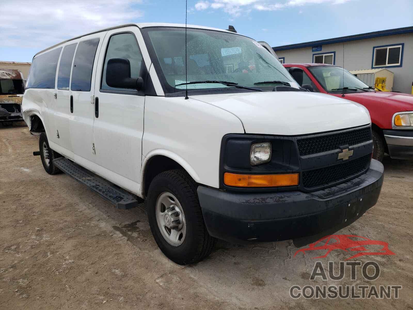 CHEVROLET EXPRESS 2016 - 1GAZGNFG1G1333745