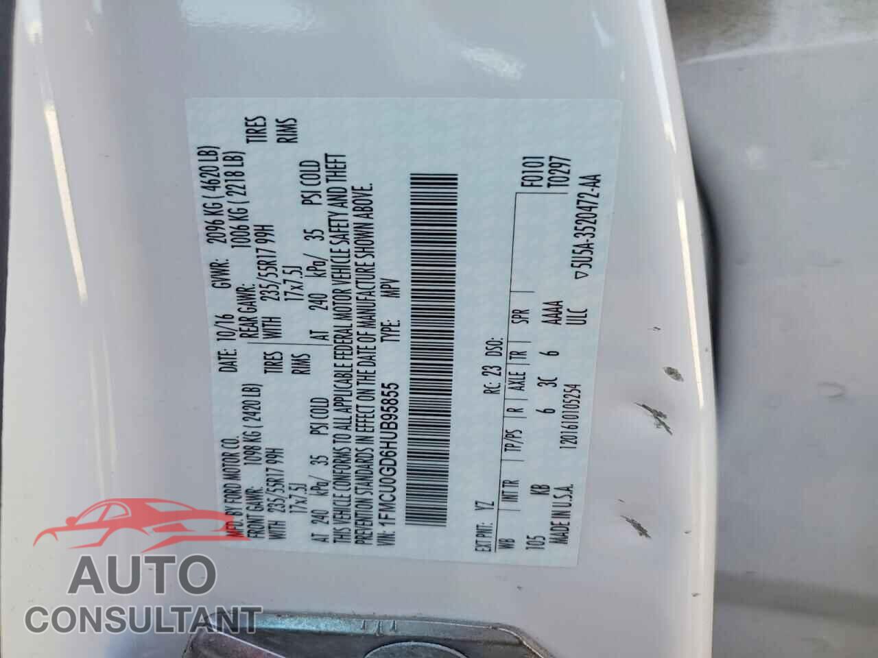 FORD ESCAPE 2017 - 1FMCU0GD6HUB95855