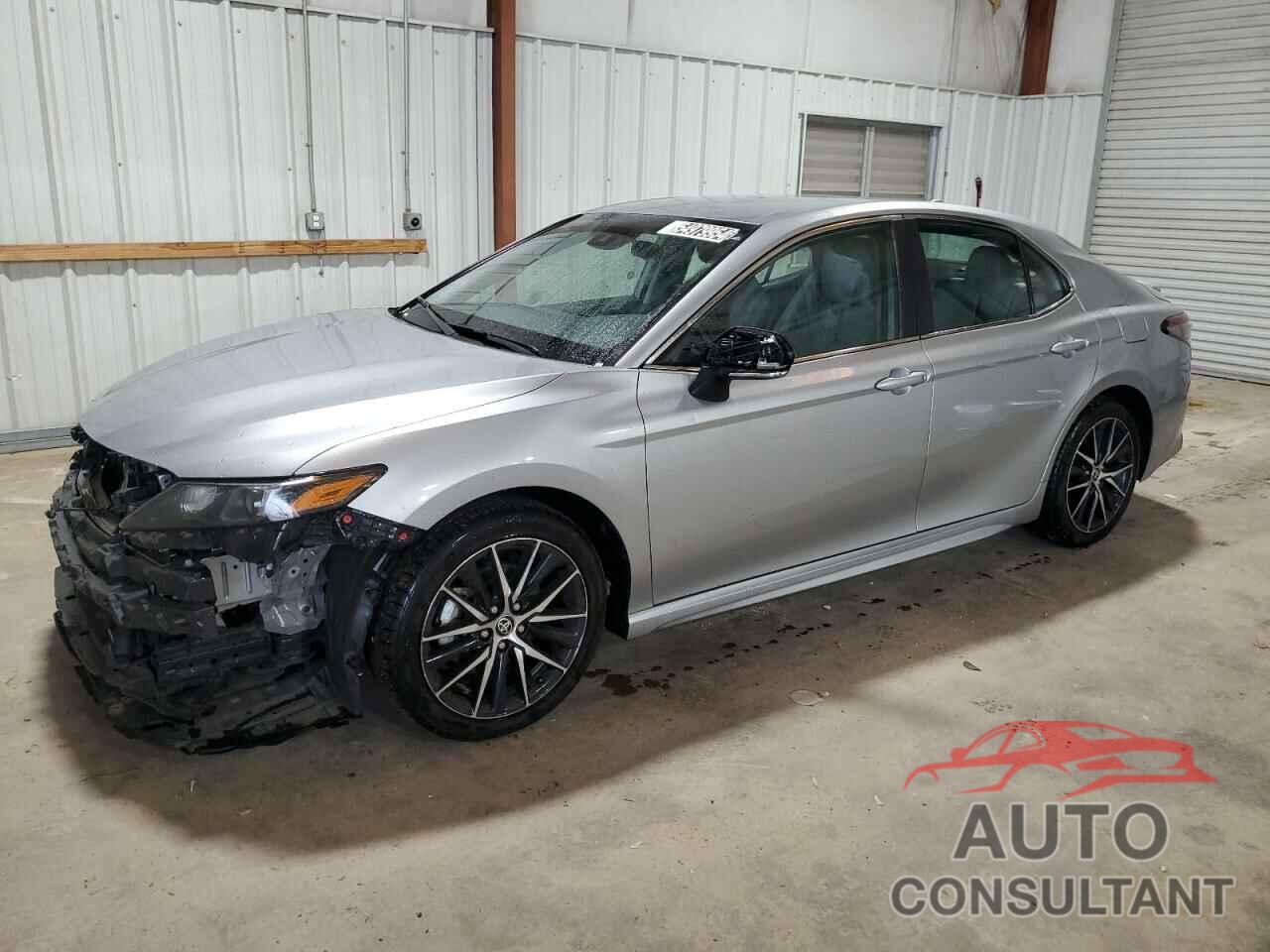 TOYOTA CAMRY 2022 - 4T1G11AK5NU661567