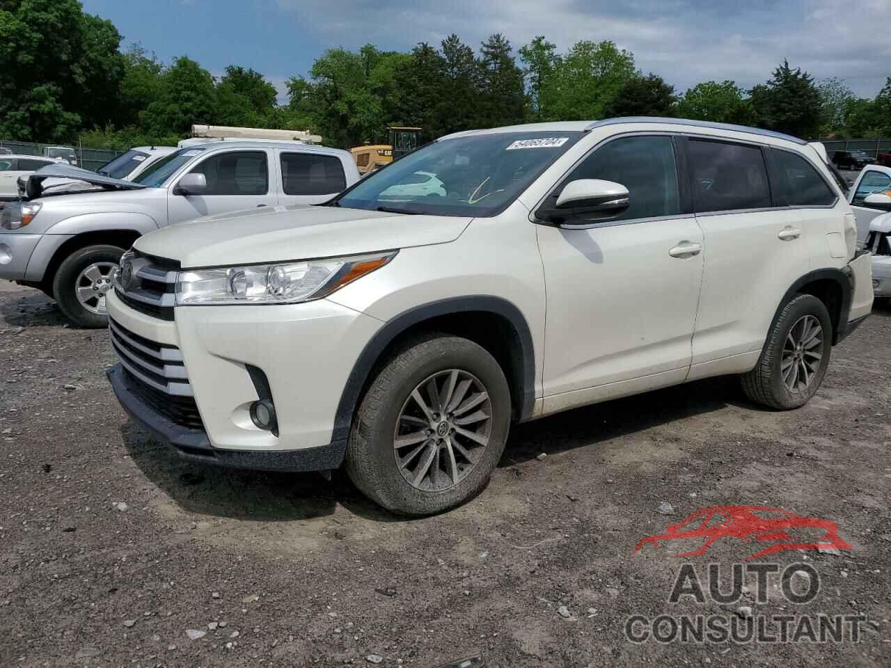 TOYOTA HIGHLANDER 2018 - 5TDKZRFH2JS545423