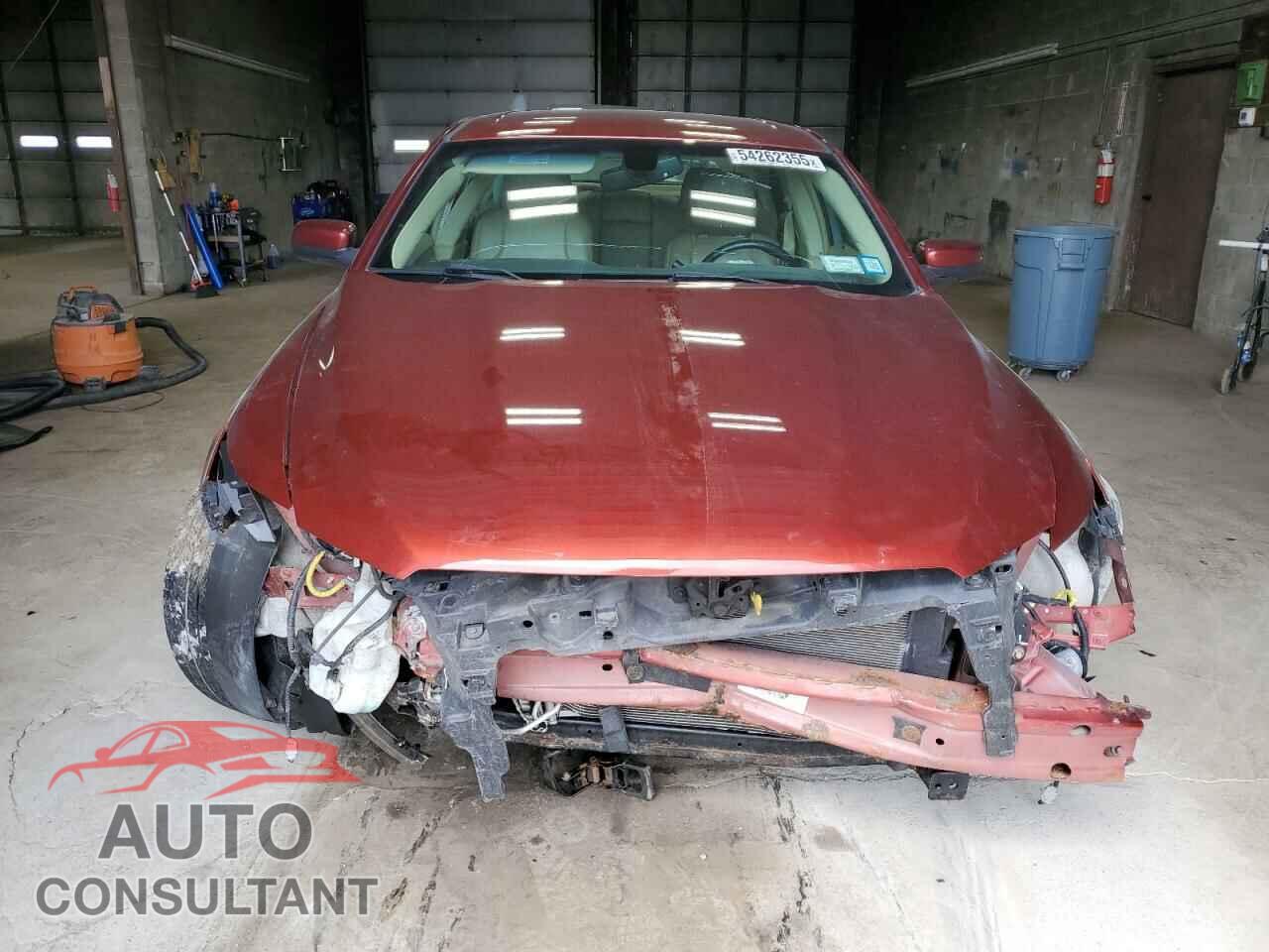 FORD TAURUS 2014 - 1FAHP2E83EG155185