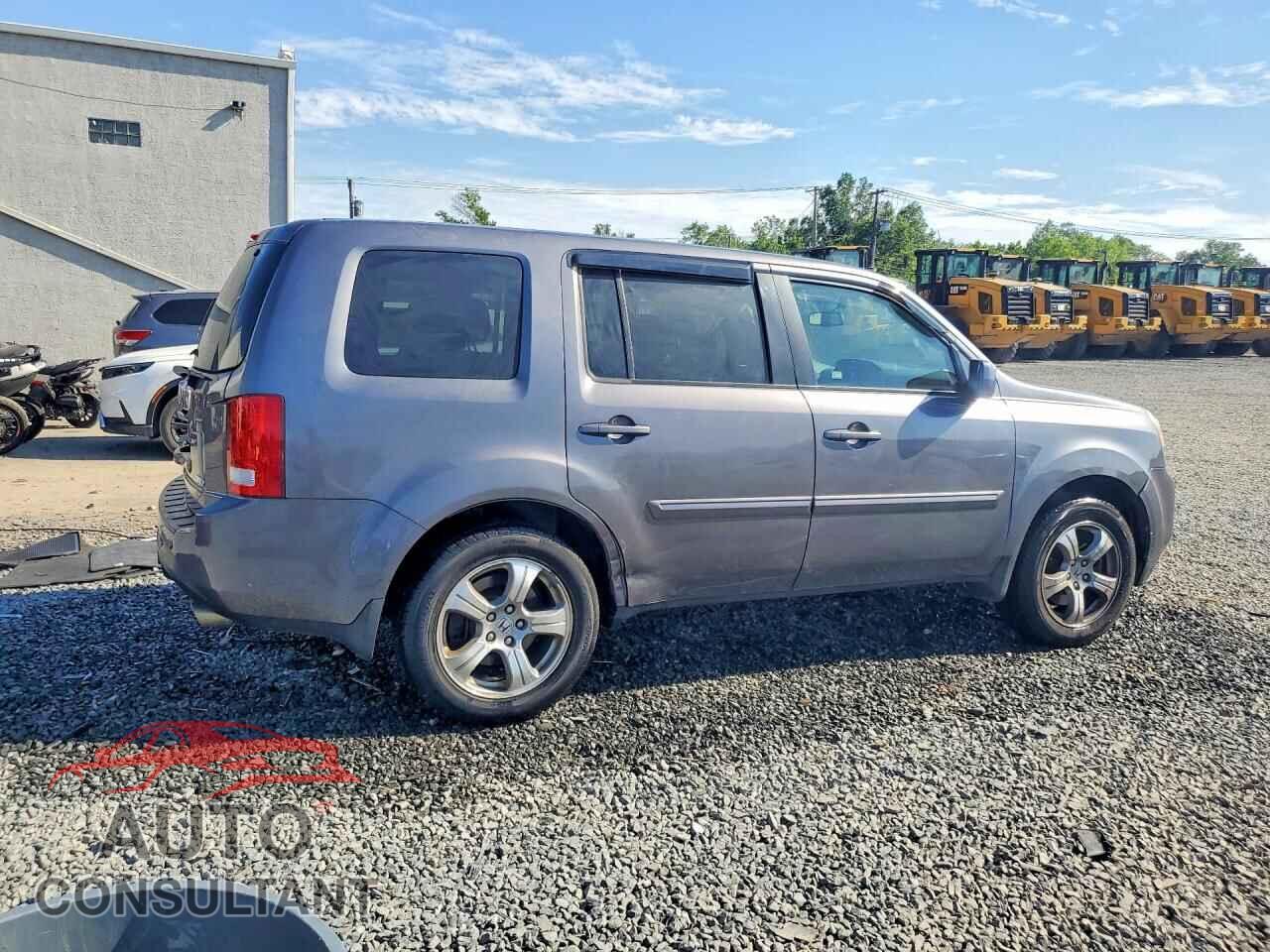 HONDA PILOT 2015 - 5FNYF4H52FB046920