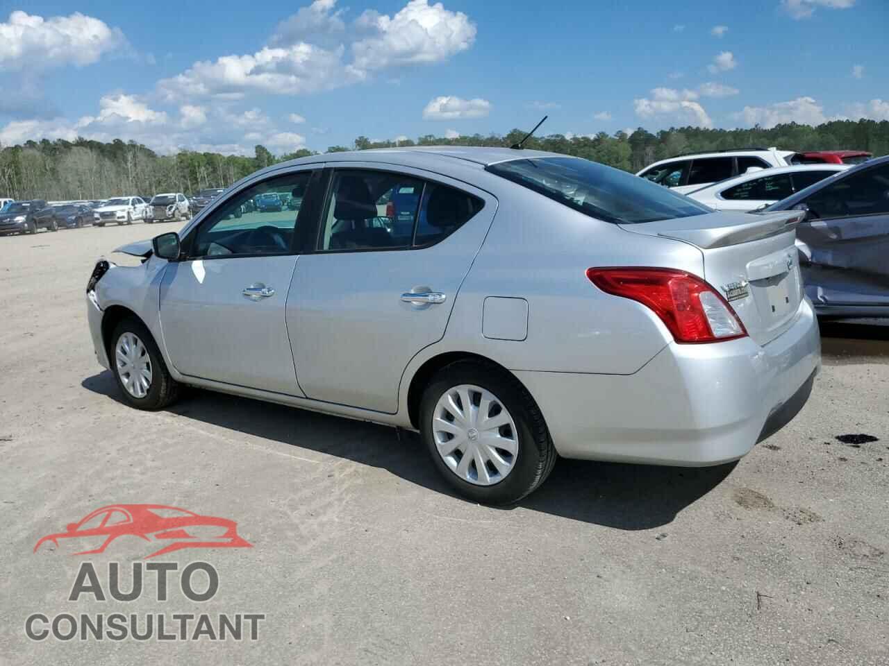 NISSAN VERSA 2019 - 3N1CN7AP3KL852273