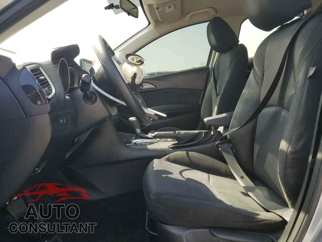 MAZDA 3 2015 - 3MZBM1U73FM200092