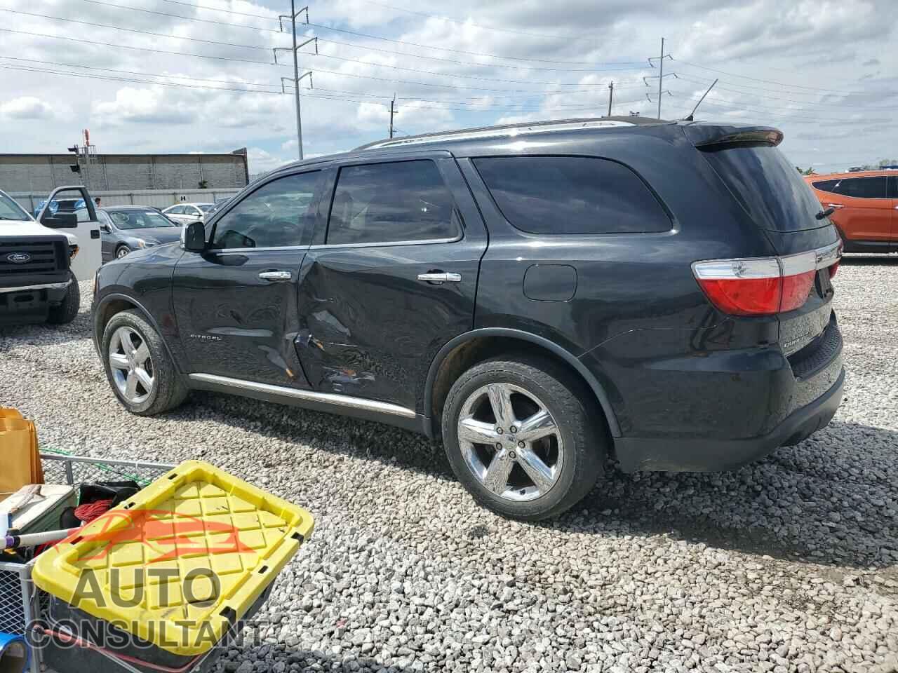 DODGE DURANGO 2013 - 1C4SDJET1DC678752
