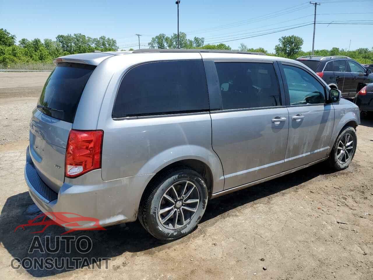 DODGE CARAVAN 2018 - 2C4RDGEG8JR327361
