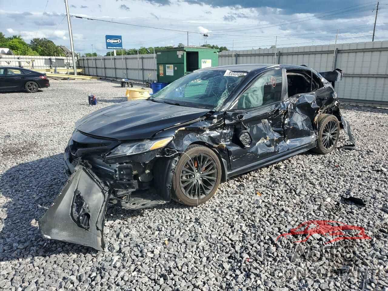 TOYOTA CAMRY 2020 - 4T1G11AKXLU401310