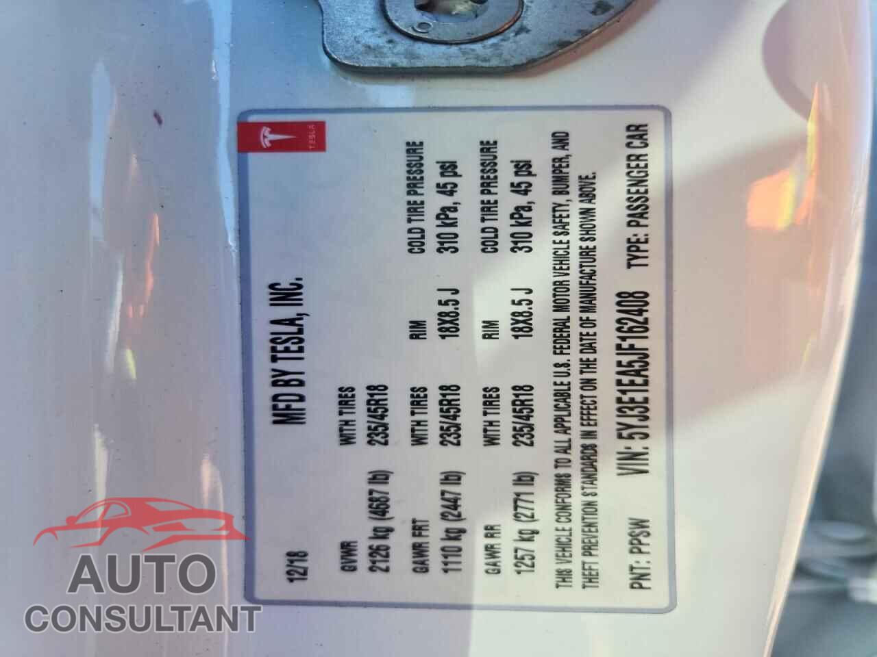 TESLA MODEL 3 2018 - 5YJ3E1EA5JF162408