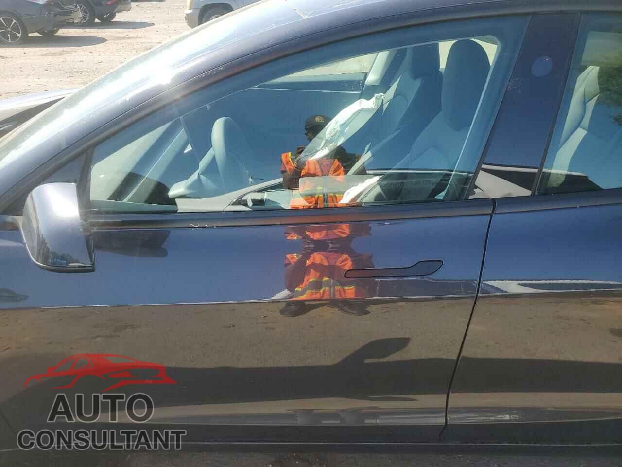 TESLA MODEL 3 2024 - 5YJ3E1EA4RF736489
