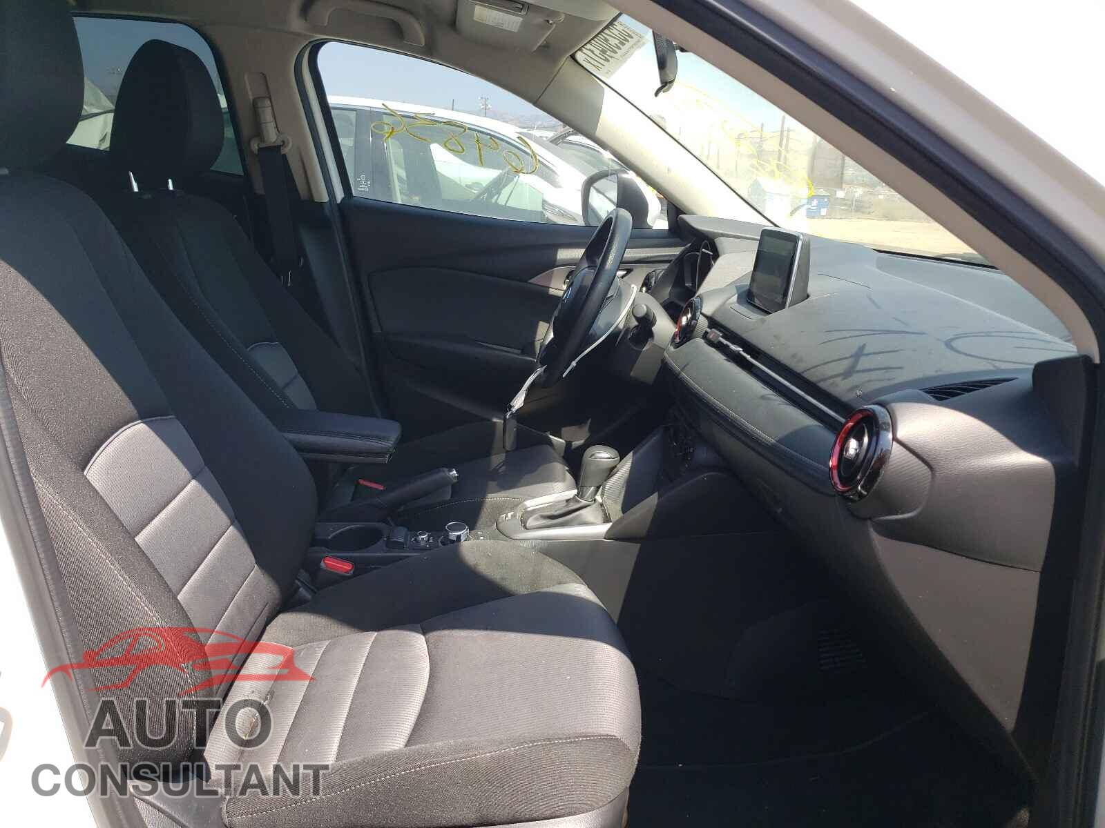 MAZDA CX-3 2017 - JM1DKFB79H0143324