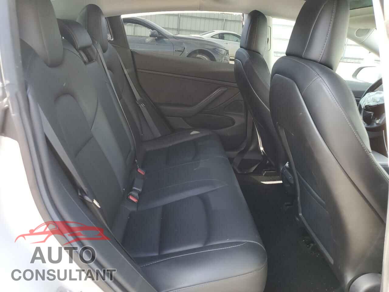 TESLA MODEL 3 2018 - 5YJ3E1EAXJF098463