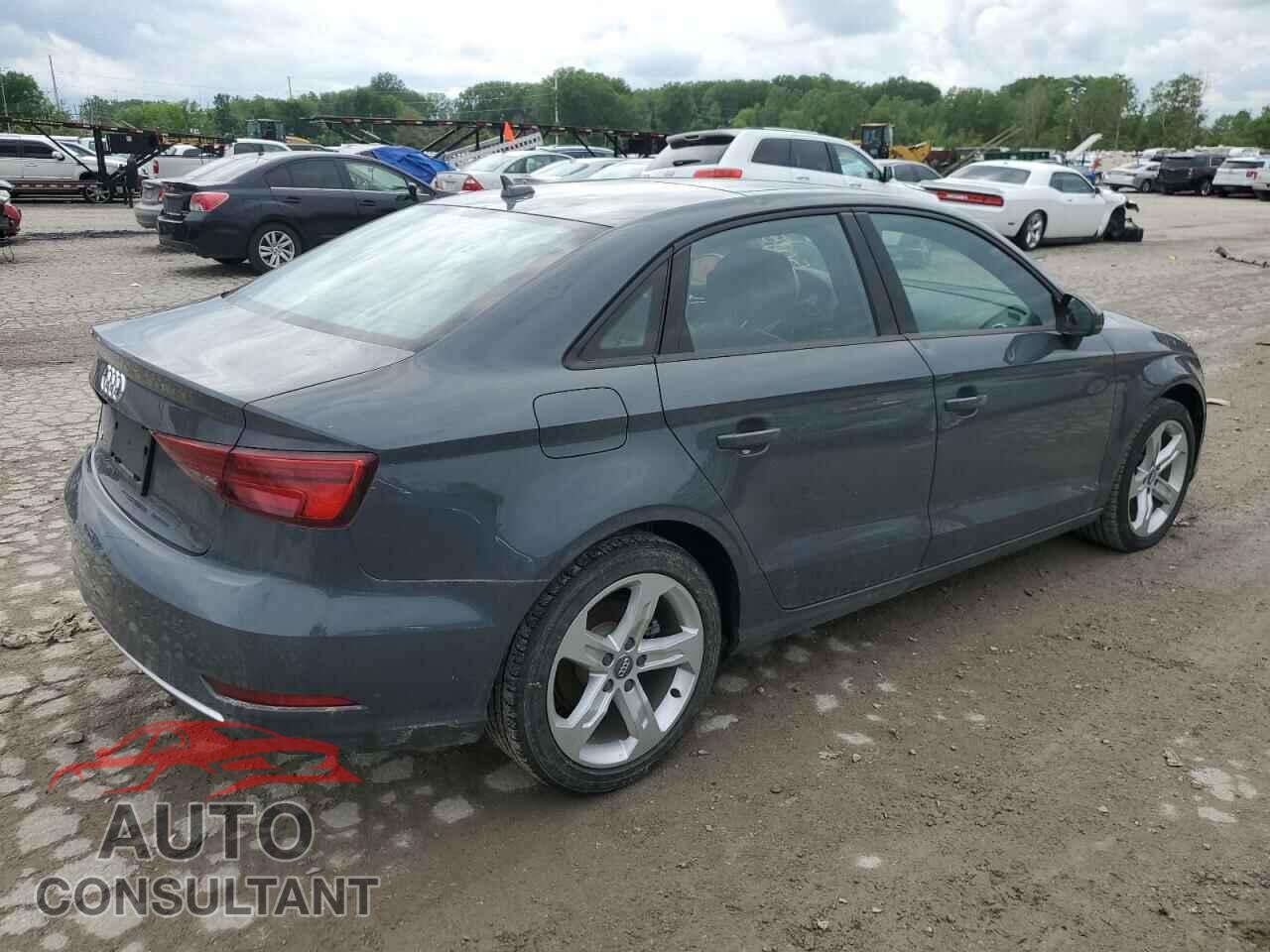 AUDI A3 2018 - WAUAUHFF7J1031774