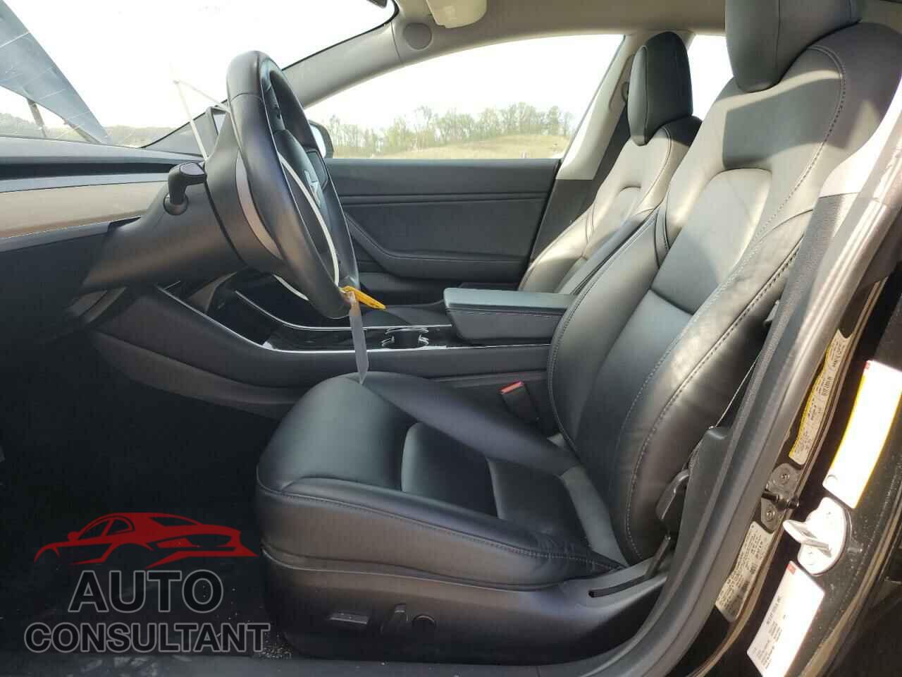 TESLA MODEL 3 2018 - 5YJ3E1EB4JF182495