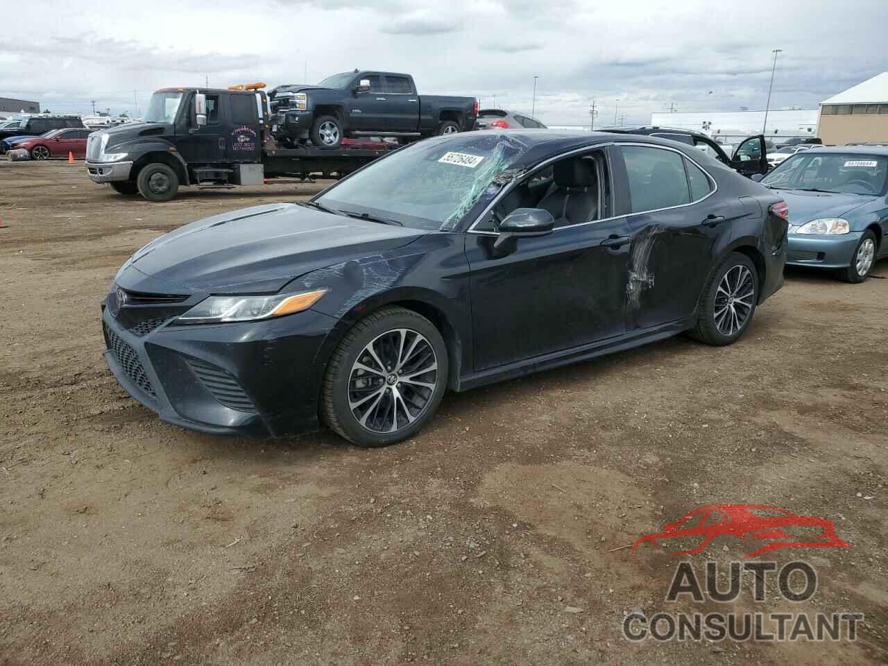 TOYOTA CAMRY 2018 - 4T1B11HK2JU634482