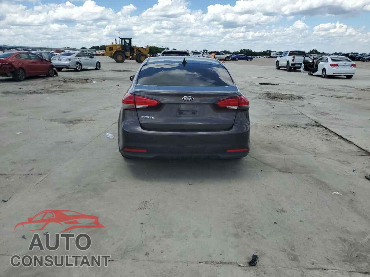KIA FORTE 2017 - 3KPFK4A74HE152132