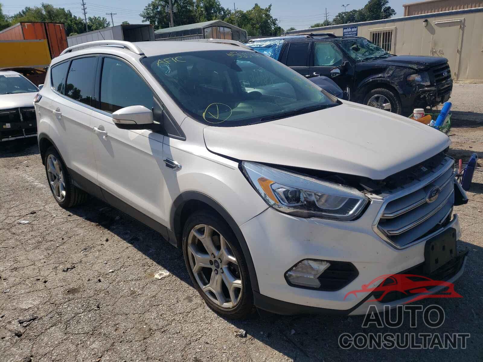 FORD ESCAPE 2017 - 1FMCU9JD3HUC95344