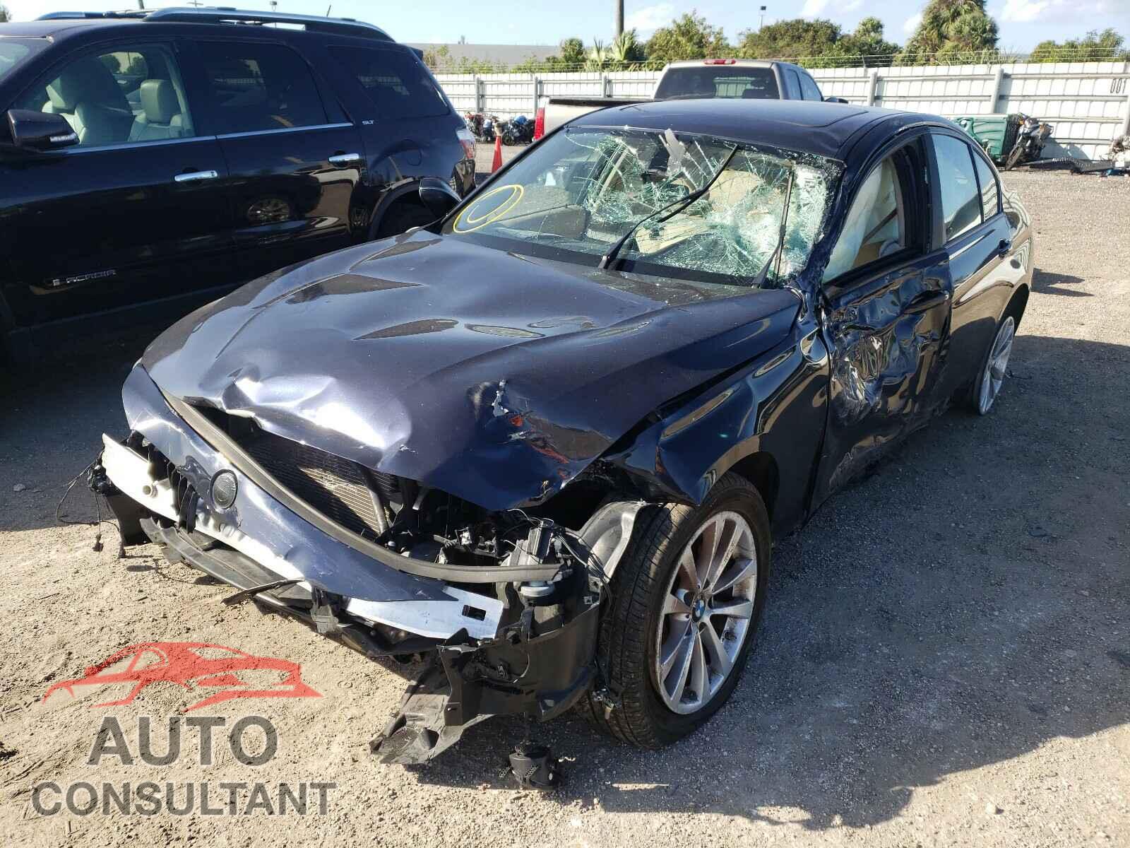 BMW 3 SERIES 2016 - WBA8E1G54GNU10421