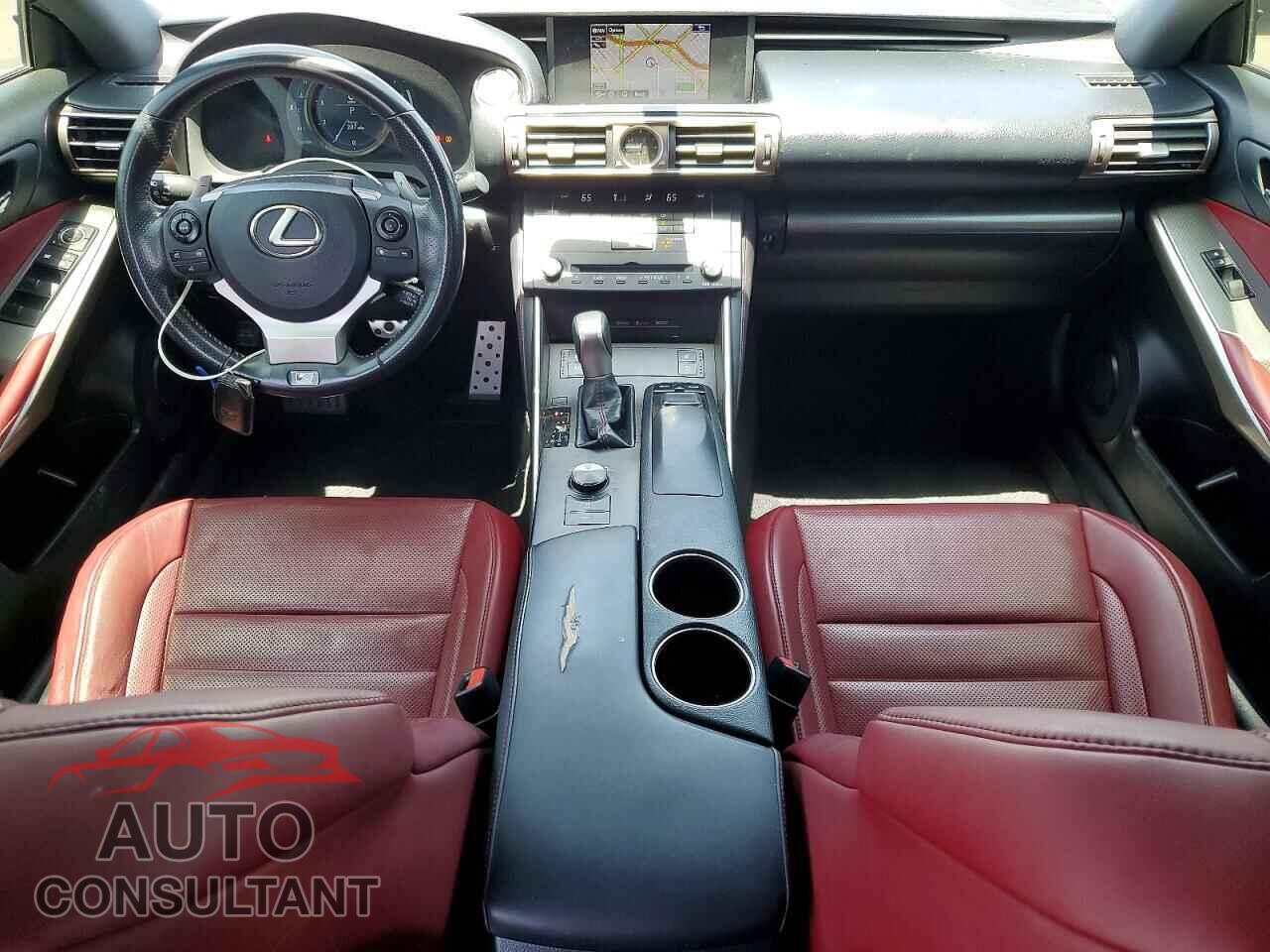 LEXUS IS 2015 - JTHBF1D28F5061552