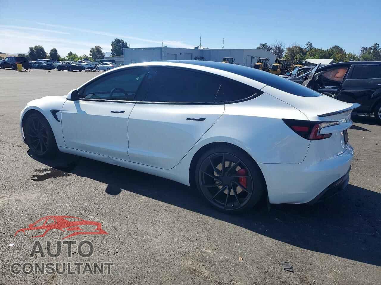 TESLA MODEL 3 2024 - 5YJ3E1ET1RF827771