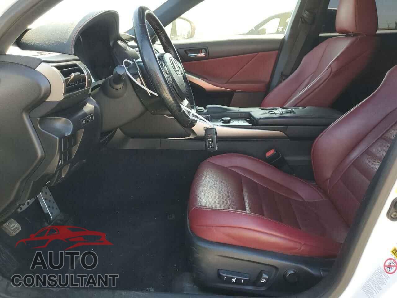 LEXUS IS 2014 - JTHBE1D24E5011832