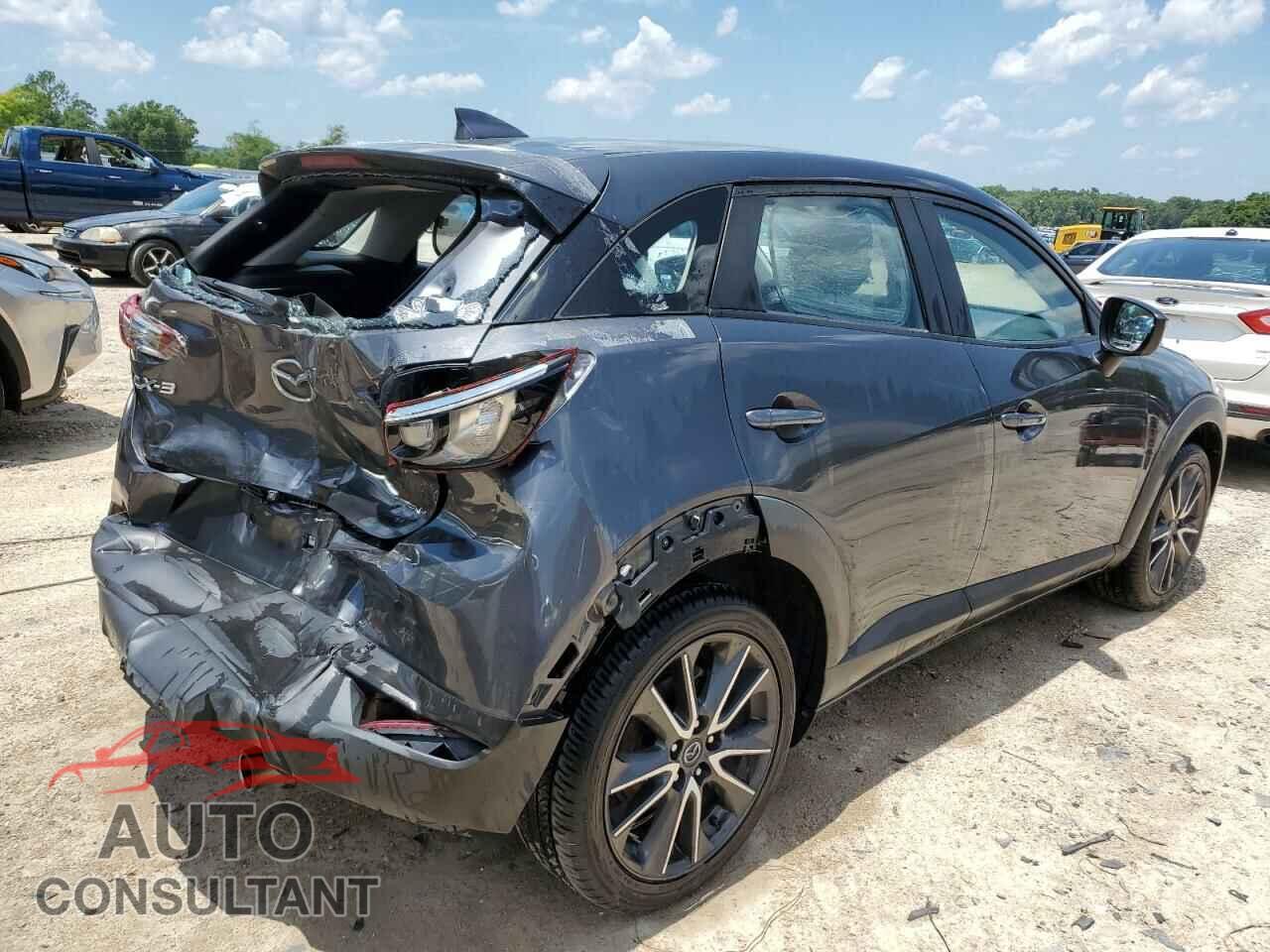 MAZDA CX-3 2017 - JM1DKDC71H0158855