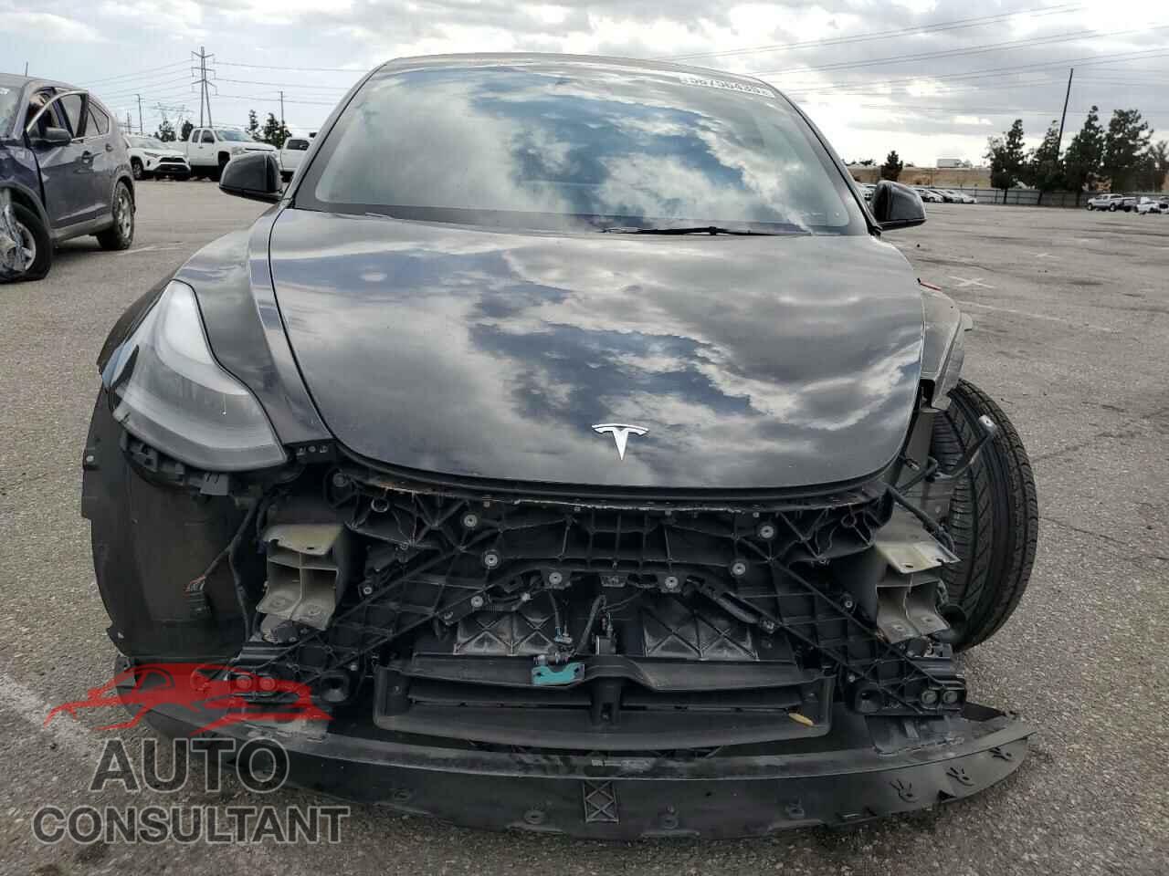 TESLA MODEL 3 2023 - 5YJ3E1EA0PF706189