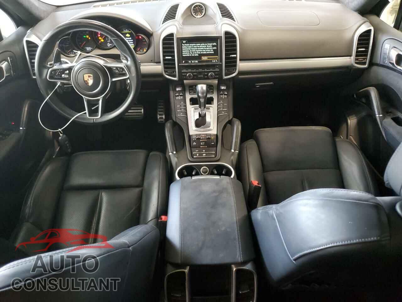 PORSCHE CAYENNE 2016 - WP1AD2A2XGLA80001