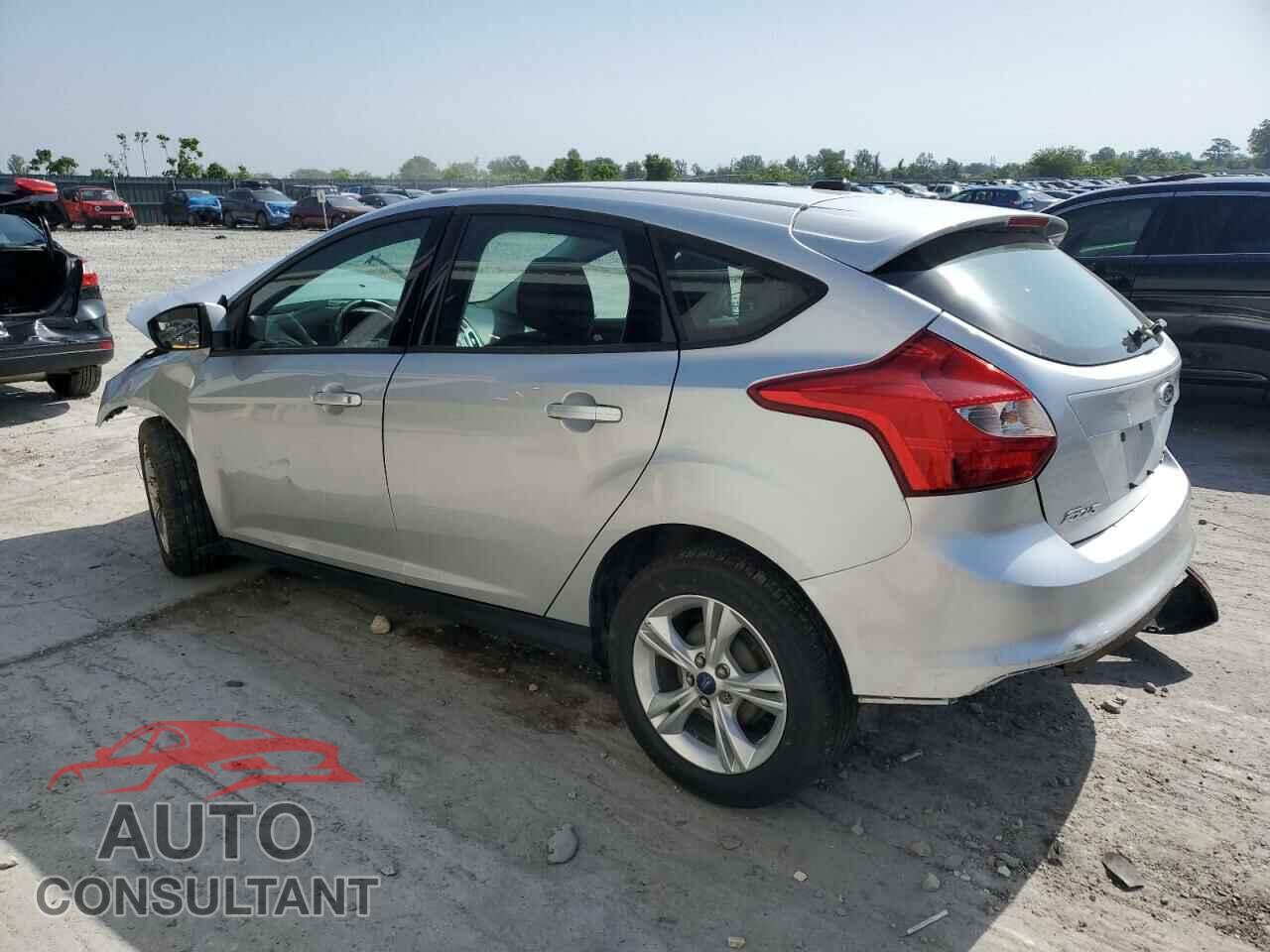 FORD FOCUS 2014 - 1FADP3K22EL276401