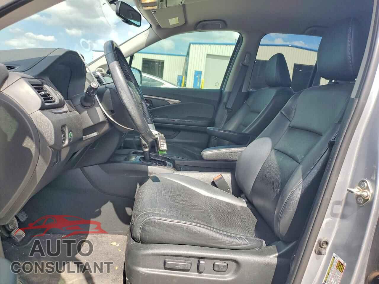 HONDA RIDGELINE 2017 - 5FPYK2F64HB009406