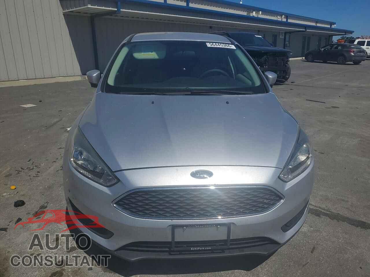 FORD FOCUS 2018 - 1FADP3K26JL304520