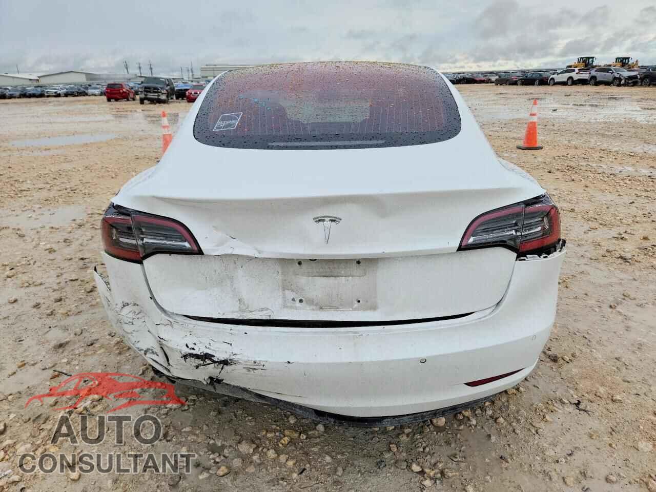 TESLA MODEL 3 2018 - 5YJ3E1EA2JF035258