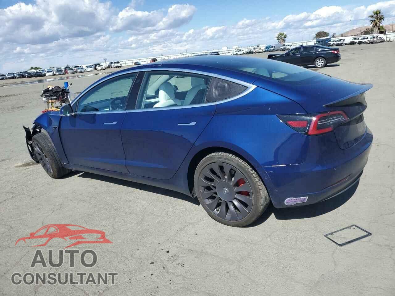 TESLA MODEL 3 2018 - 5YJ3E1EB8JF080780