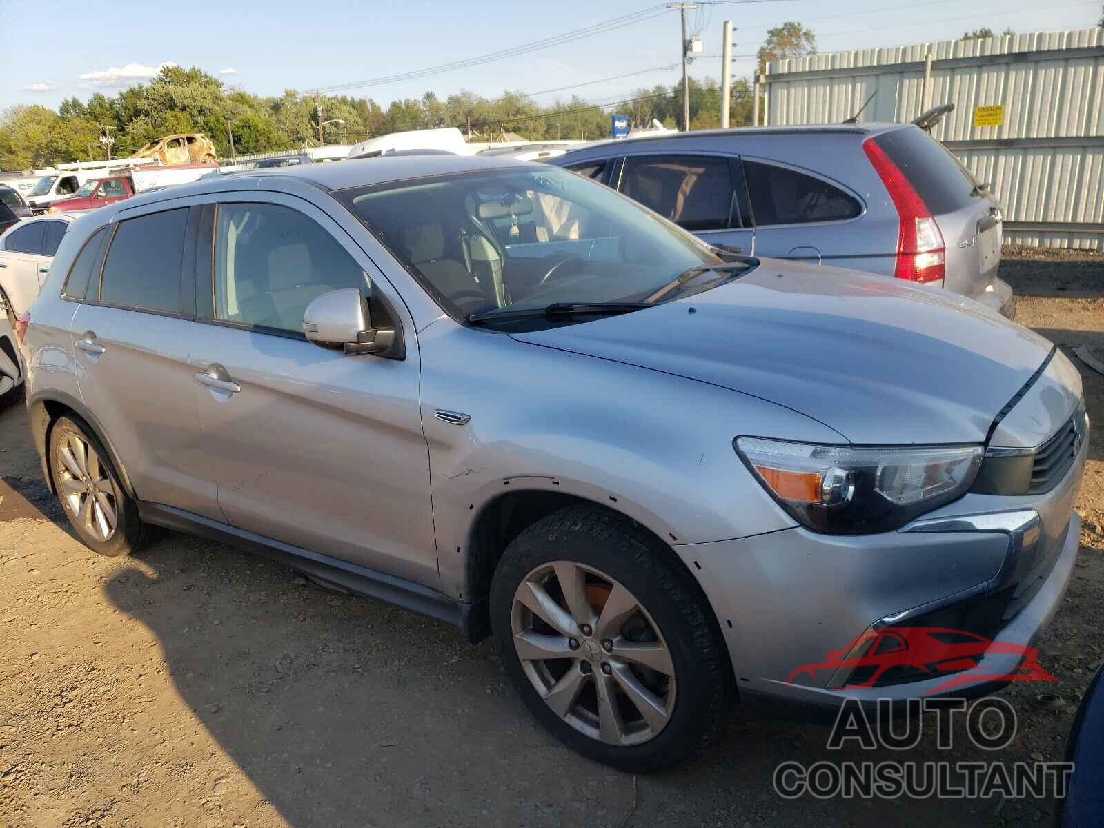 MITSUBISHI OUTLANDER 2017 - JA4AR3AUXHZ005558
