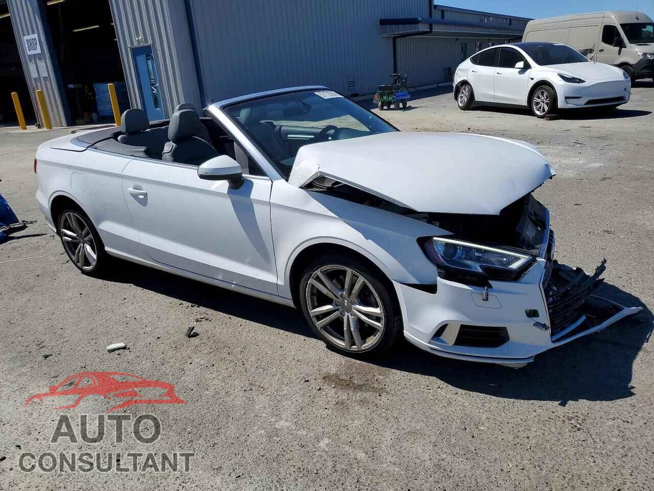 AUDI A3 2018 - WAU78LFF2J1014589