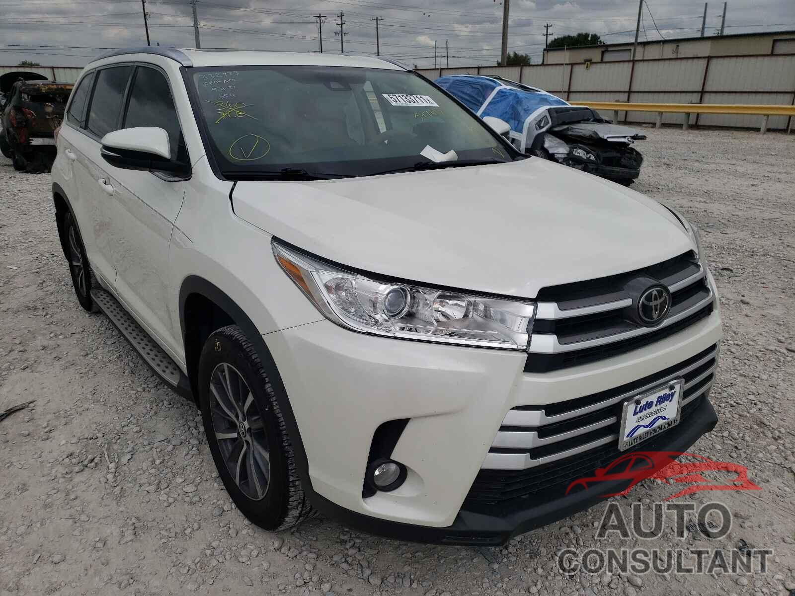 TOYOTA HIGHLANDER 2018 - 5TDKZRFH6JS547613