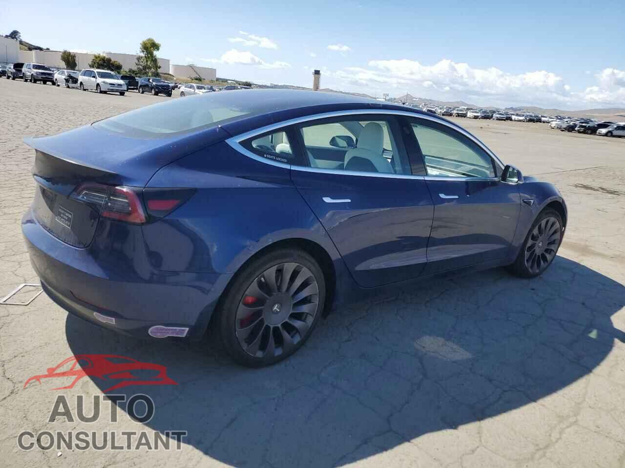 TESLA MODEL 3 2018 - 5YJ3E1EB8JF080780