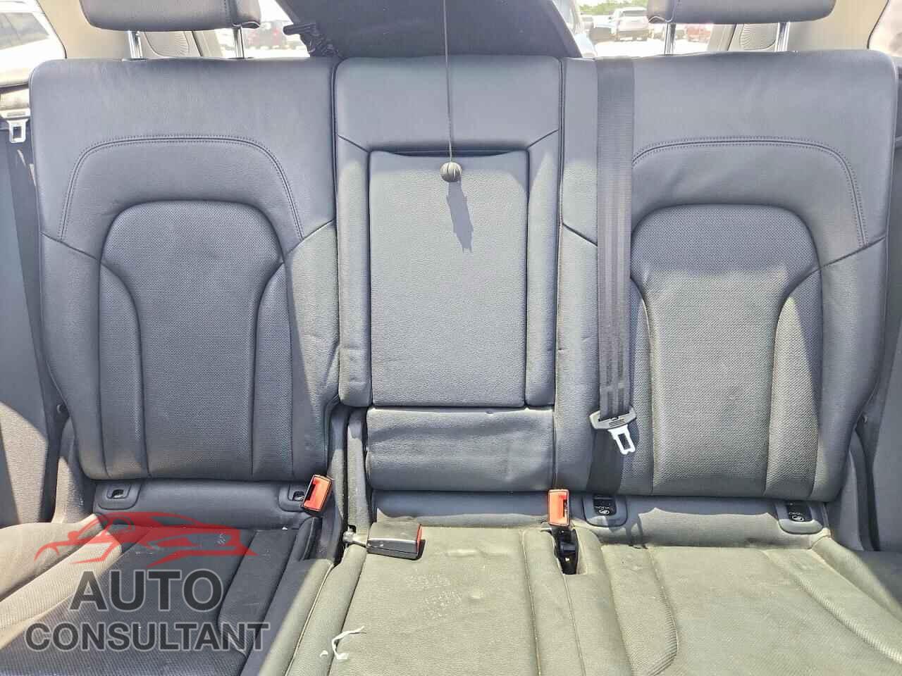 AUDI Q5 2013 - WA1C8AFPXDA021402