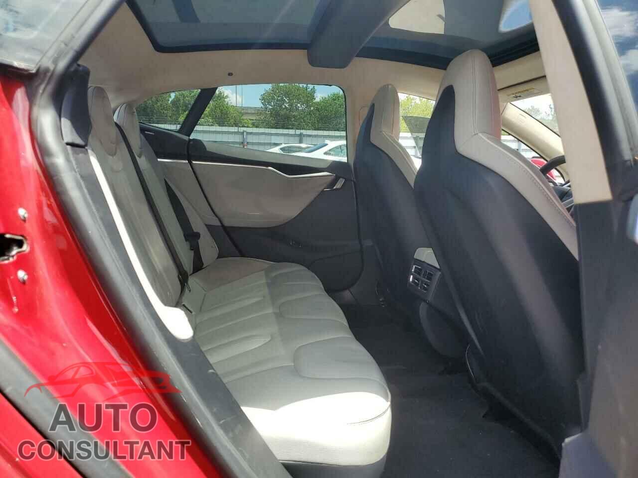 TESLA MODEL S 2013 - 5YJSA1DP9DFP08936