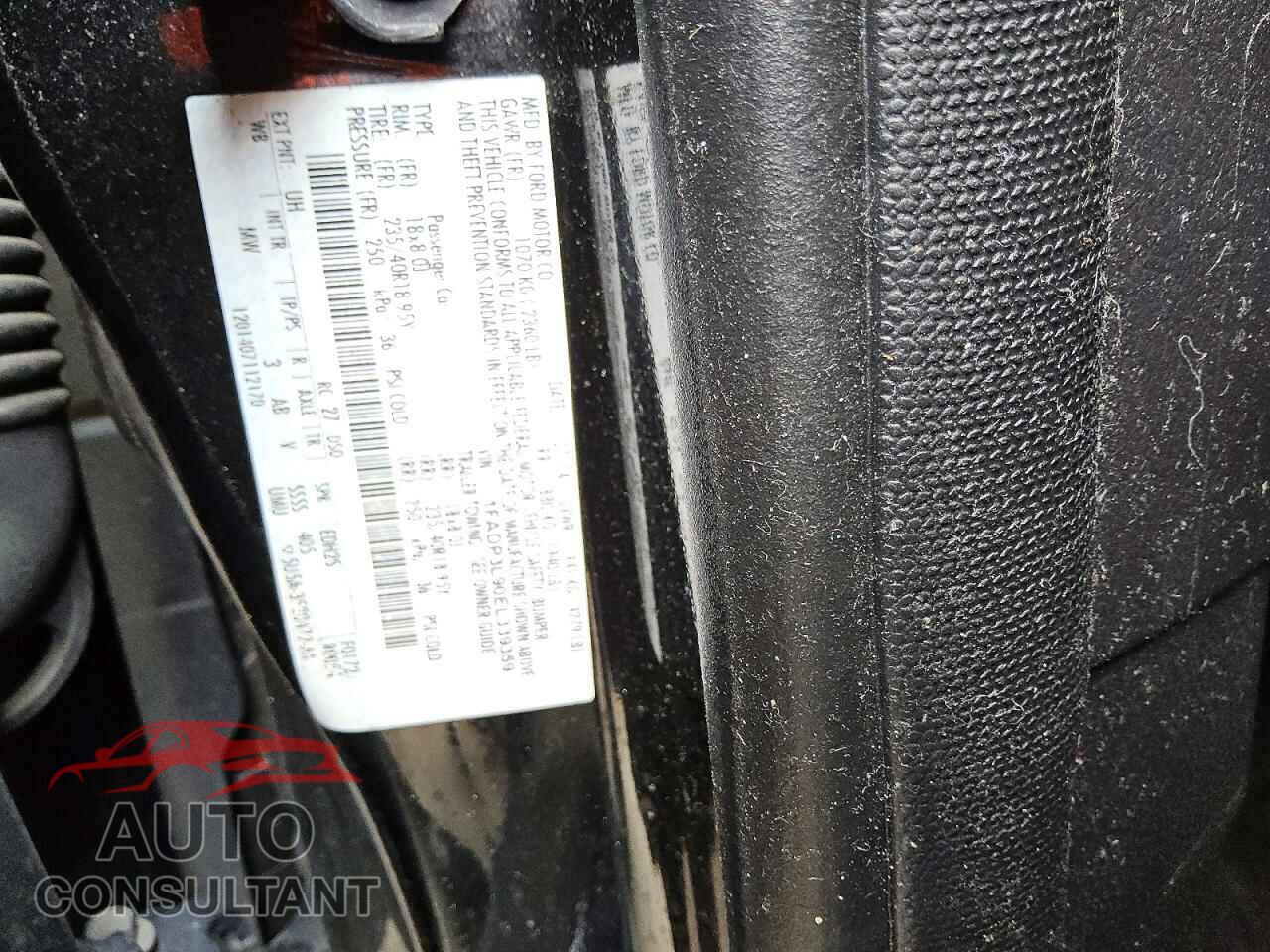 FORD FOCUS 2014 - 1FADP3L90EL339359